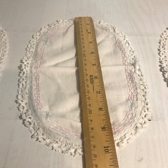Vintage Hand Embroidered Lace Doilies 2 Round 3 Oval Pink Blue Knitted Edge - Picture 15 of 15